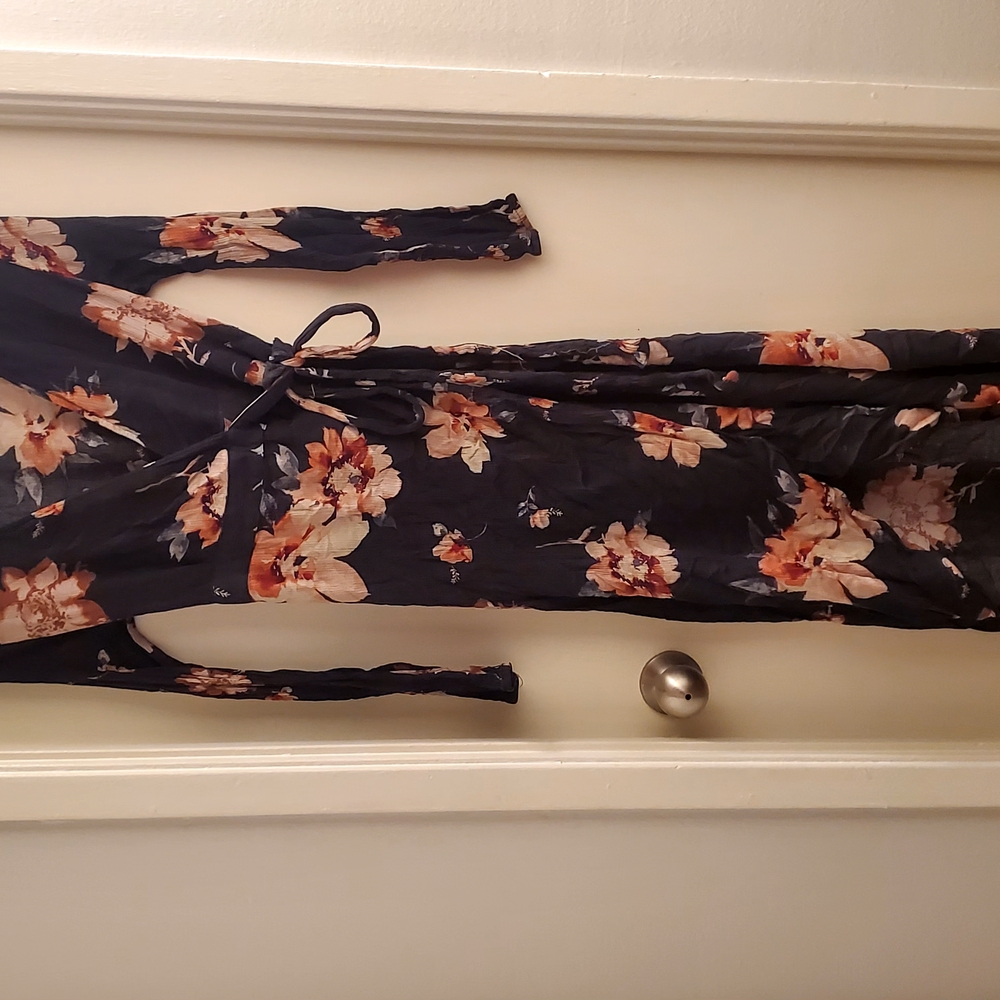 Elegant Floral Long Sleeve Dress